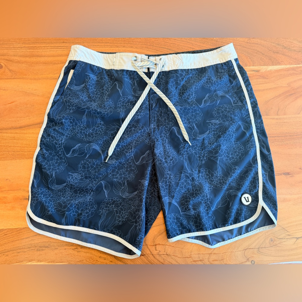 Vuori Blue Swim Shorts Size 32